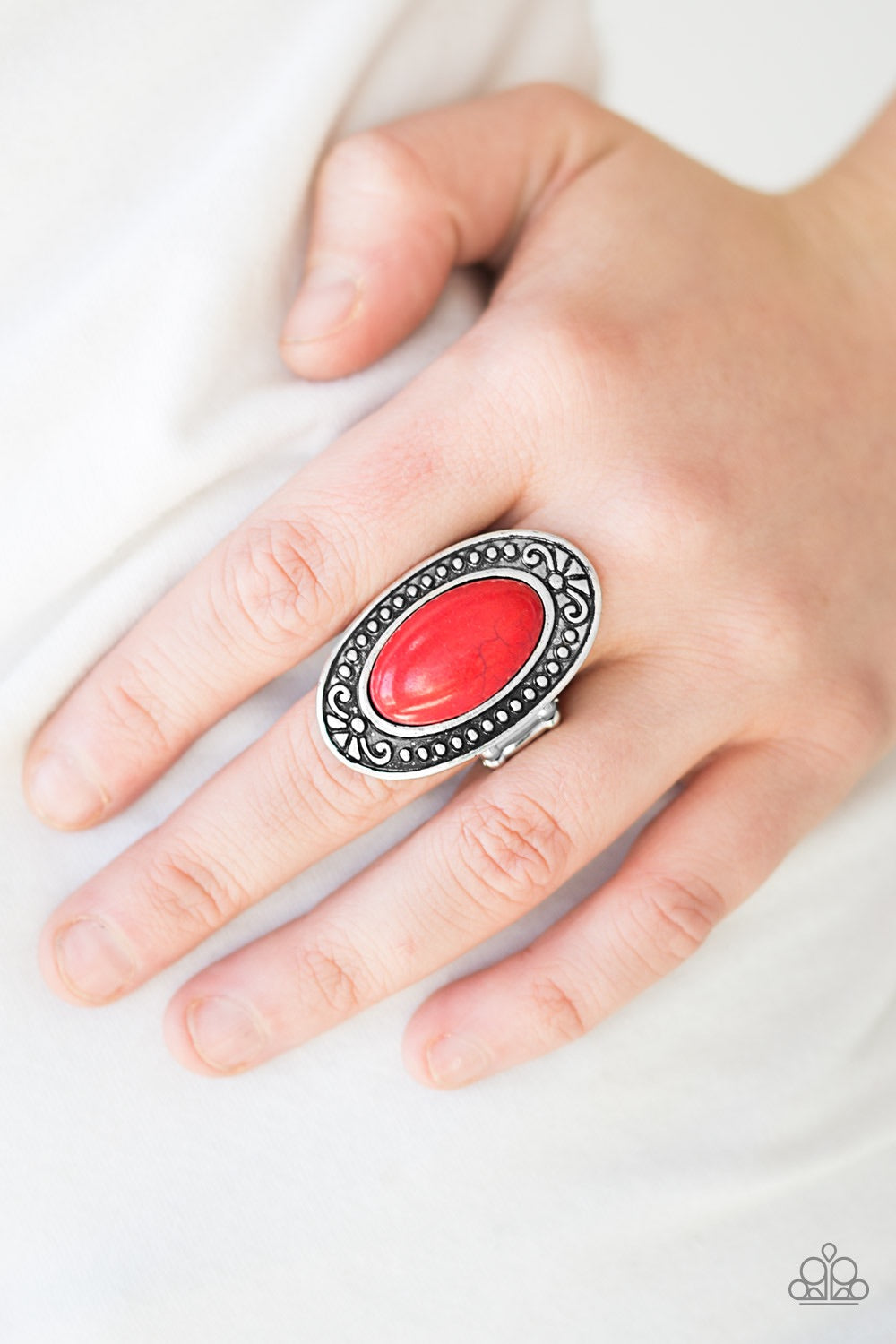 Paparazzi Jewelry Ring Mesa Meadows Red