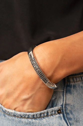 Paparazzi Jewelry Bracelet Chart-Topping Twinkle - Silver