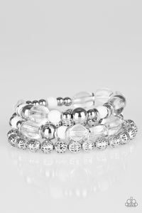 Paparazzi Jewelry Bracelet Malibu Marina - White