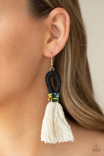 Paparazzi Jewelry Earrings The Dustup - Black