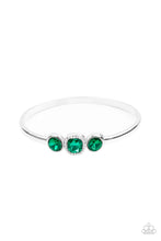 Load image into Gallery viewer, Paparazzi Jewelry Bracelet Royal Demands - Green