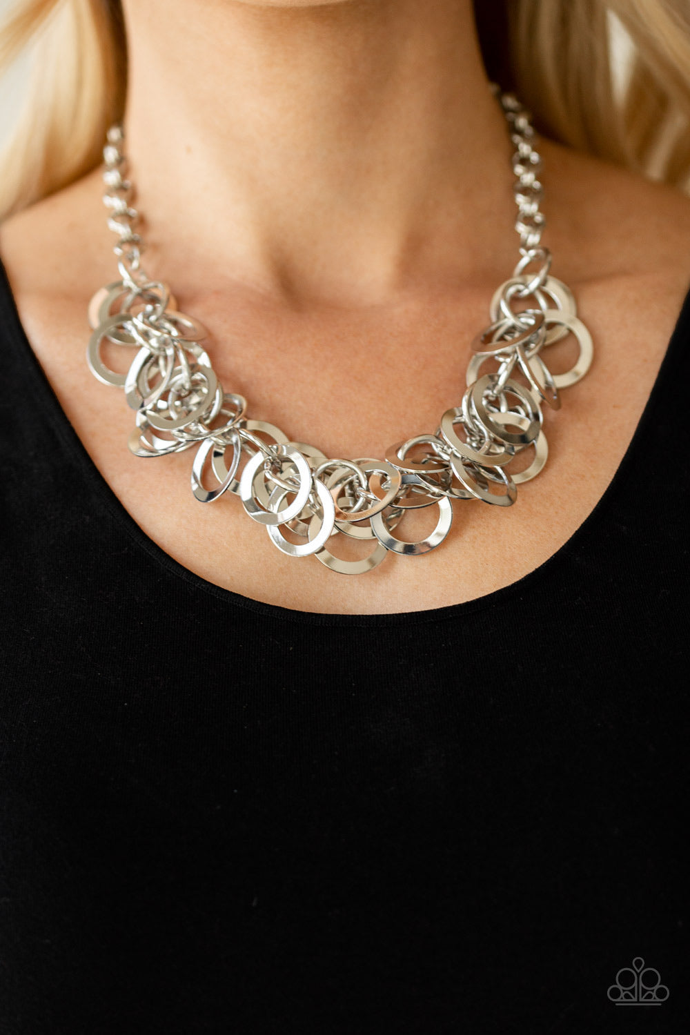 Paparazzi Jewelry Necklace Ringing In The Bling - Silver