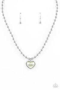 Paparazzi Jewelry Necklace Heart Full of Fancy - Green