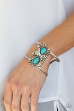 Load image into Gallery viewer, Paparazzi Jewelry Bracelet Mojave Flower Girl - Blue