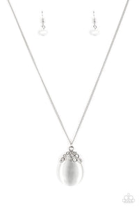Paparazzi Jewelry Necklace Nightcap and Gown - White