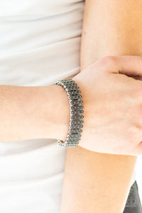 Paparazzi Jewelry Bracelet Rise With The Sun - Silver