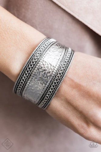 Paparazzi Jewelry Bracelet Adobe Adventure