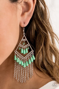 Paparazzi Jewelry Earrings Trending Transcendence - Green