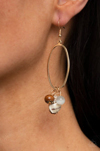Paparazzi Jewelry Earrings Golden Grotto - White