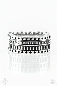 Paparazzi Jewelry Ring Roughin It Silver