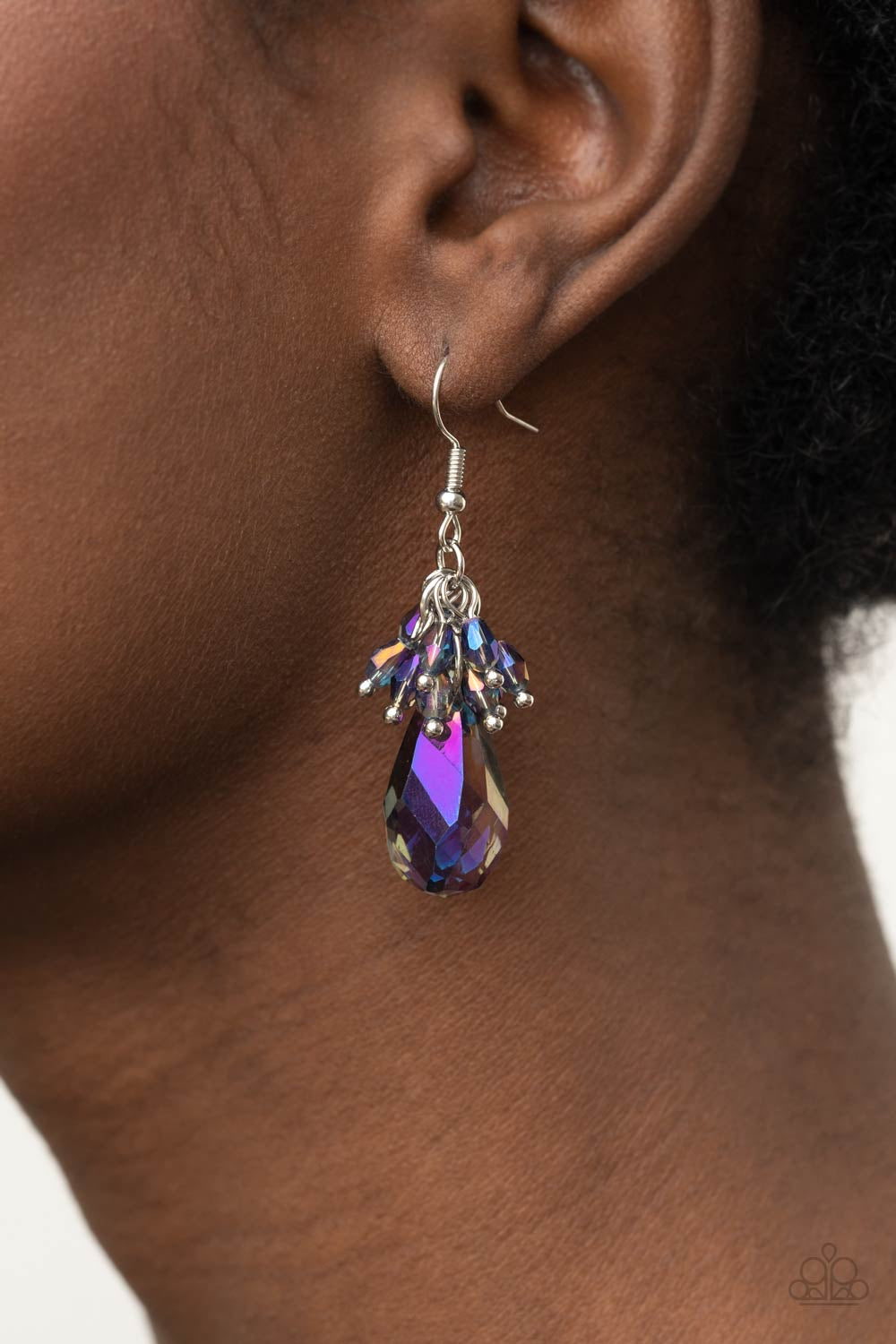 Paparazzi Jewelry Earrings Well Versed in Sparkle - Purple