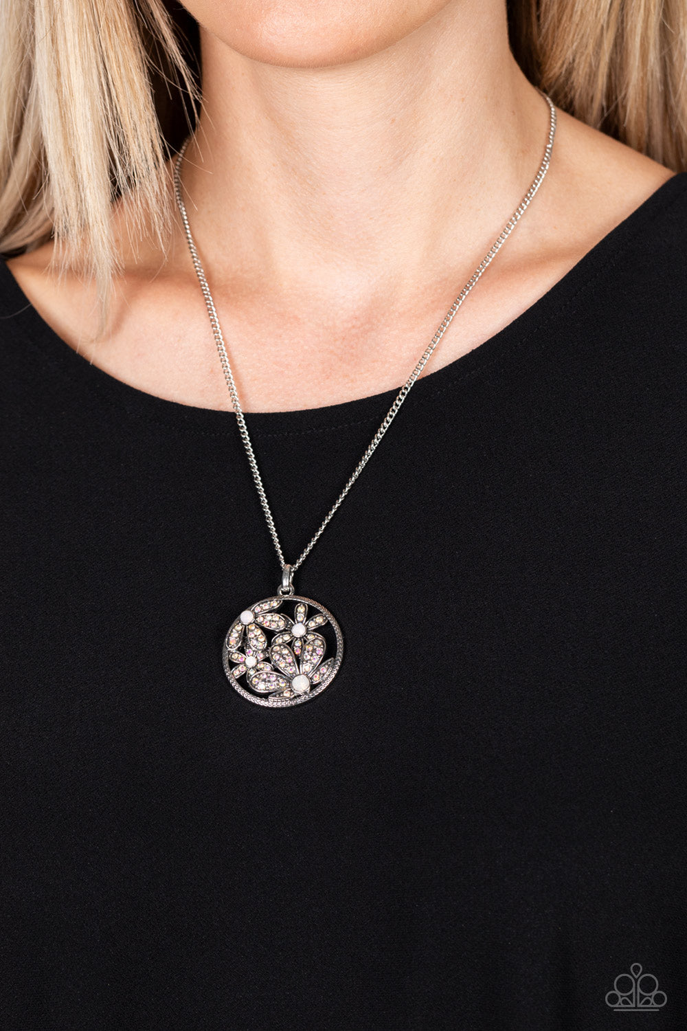 Paparazzi Jewelry Necklace Glade Glamour - Multi