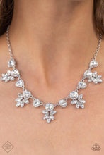 Load image into Gallery viewer, Paparazzi Jewelry Fashion Fix Fiercely 5th Avenue 0522