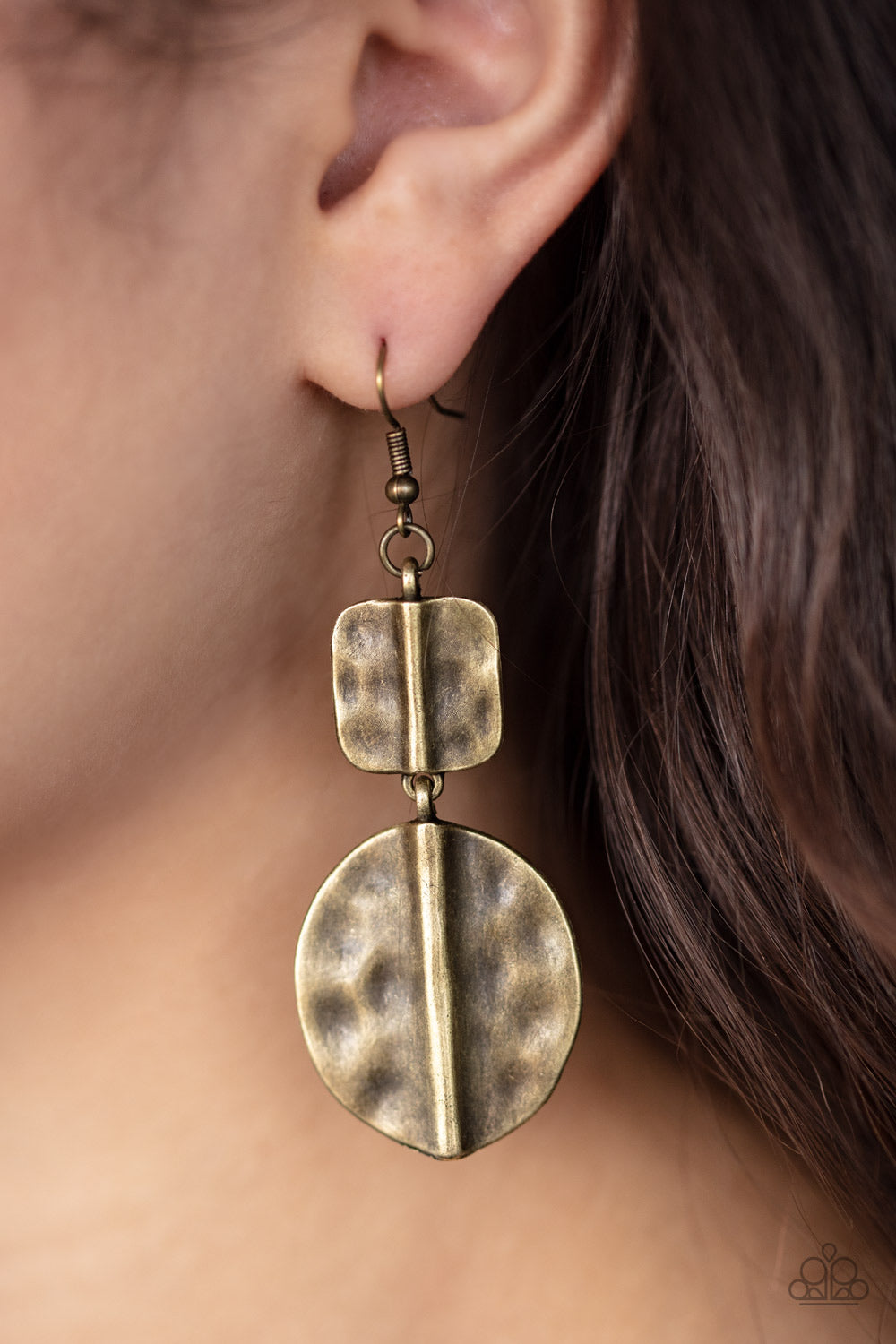 Paparazzi Jewelry Earrings Lure Allure - Brass
