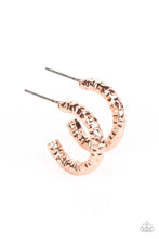 Load image into Gallery viewer, Paparazzi Jewelry Earrings Wandering Wreaths - Copper