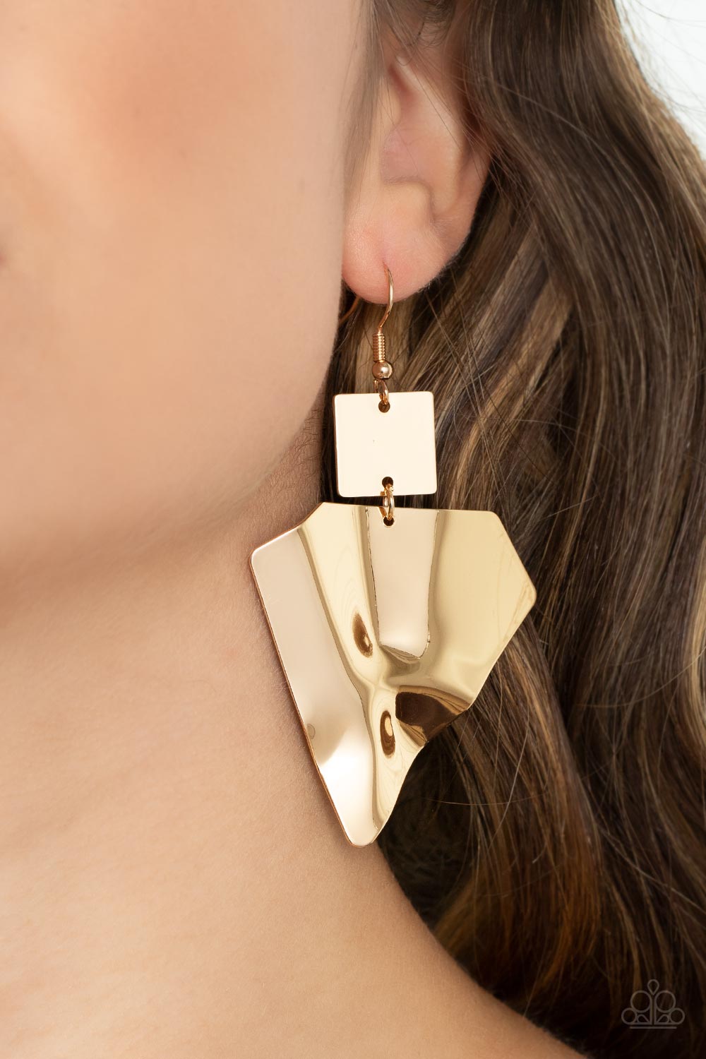 Paparazzi Jewelry Earrings Deceivingly Deco - Gold