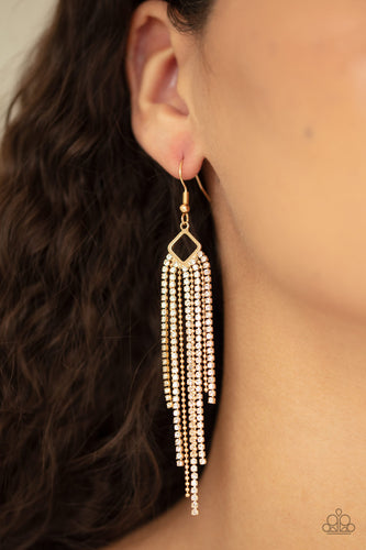 Paparazzi Jewelry Earrings Singing in the REIGN - Gold