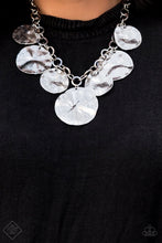 Load image into Gallery viewer, Paparazzi Jewelry Fashion Fix Sunset Sightings 0620