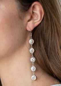 Paparazzi Jewelry Earrings Trickle Down Twinkle - White