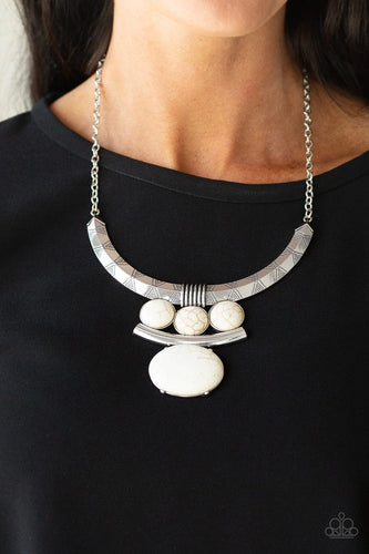 Paparazzi Jewelry Necklace Commander In CHIEFETTE - White