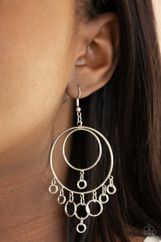 Paparazzi Jewelry Earrings Roundabout Radiance - Silver