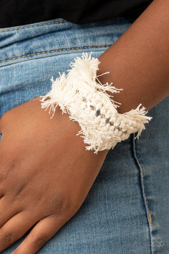 Paparazzi Jewelry Bracelet Homespun Hardware - White