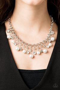 Paparazzi Jewelry Necklace HEIR-headed - White