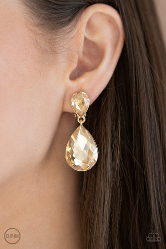 Paparazzi Jewelry Earrings Aim For The MEGASTARS - Gold