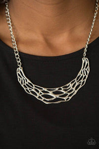 Paparazzi Jewelry Necklace Fashionably Fractured - Silver
