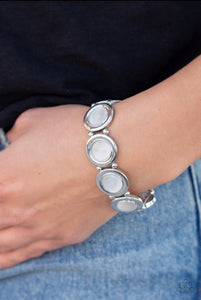 Paparazzi Jewelry Bracelet Muster Up The Luster - Green