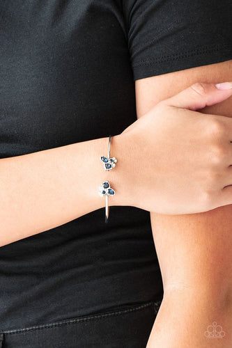 Paparazzi Jewelry Exclusive Bracelet Going For Glitter - Blue