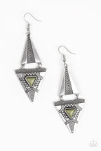 Load image into Gallery viewer, Paparazzi Jewelry Earrings El Paso Edge - Green