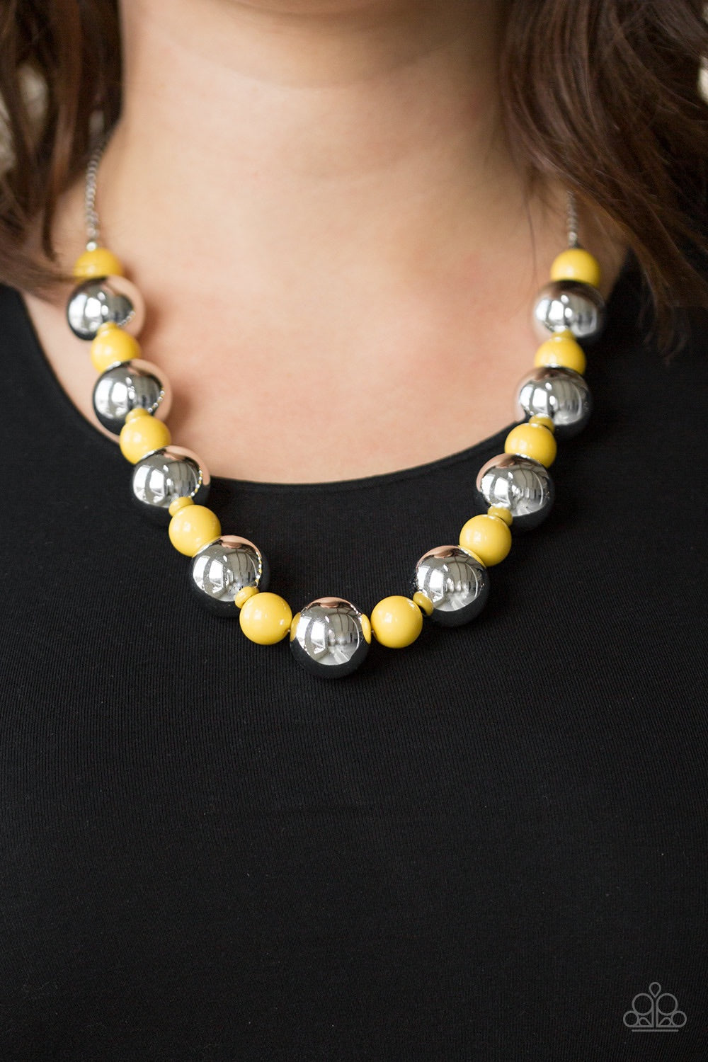 Paparazzi Jewelry Necklace Top Pop - Yellow