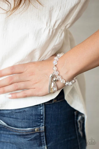 Paparazzi Jewelry Bracelet Leaving So SWOON? - White