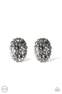 Paparazzi Exclusive Earrings Daring Dazzle - Black