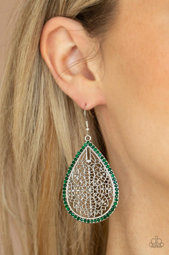 Paparazzi Jewelry Earrings Fleur de Fantasy - Green