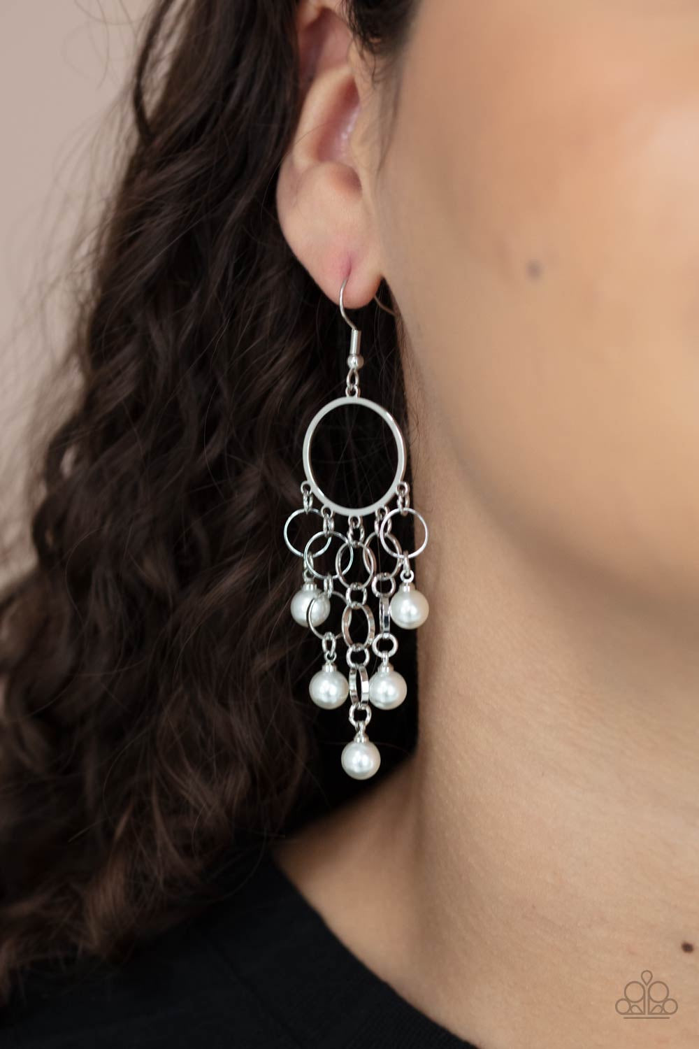 Paparazzi Jewelry Earrings When Life Gives You Pearls - White