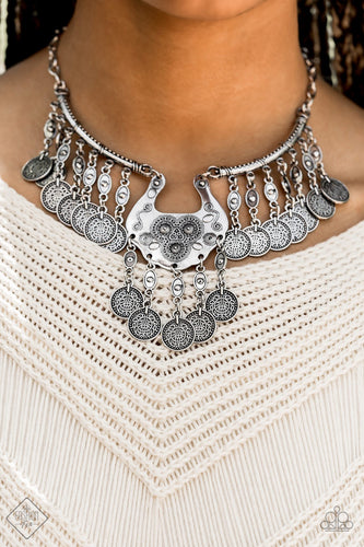 Paparazzi Jewelry Fashion Fix Treasure Temptress