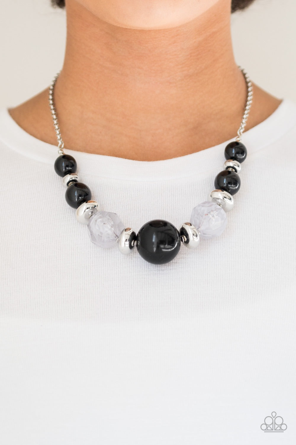Paparazzi Jewelry Necklace Daytime Drama - Black