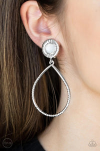 Paparazzi Exclusive Earrings Fairytale Finish - White