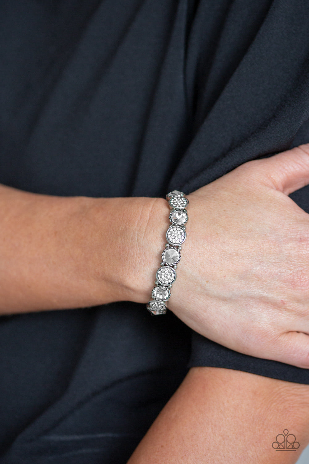 Paparazzi Jewelry Bracelet Take A Moment To Reflect - White