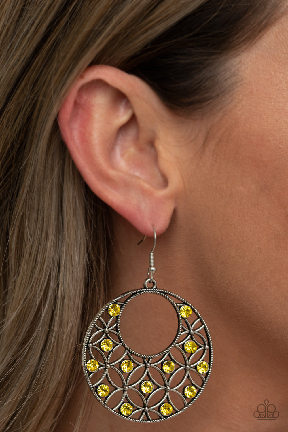Paparazzi Jewelry Earrings Garden Garnish - Yellow
