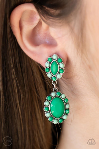 Paparazzi Jewelry Earrings Positively Pampered - Green