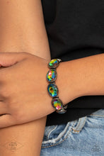 Load image into Gallery viewer, Paparazzi Jewelry Bracelet Diva In Disguise - Oil Spill