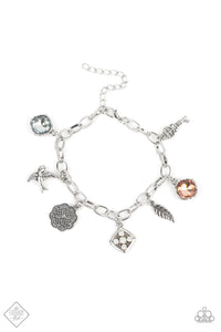 Paparazzi Jewelry Bracelet Fancifully Flighty - Multi