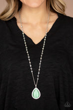 Load image into Gallery viewer, Paparazzi Jewelry Necklace Fashion Flaunt - Green