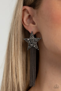 Paparazzi Jewelry Earrings Superstar Solo
