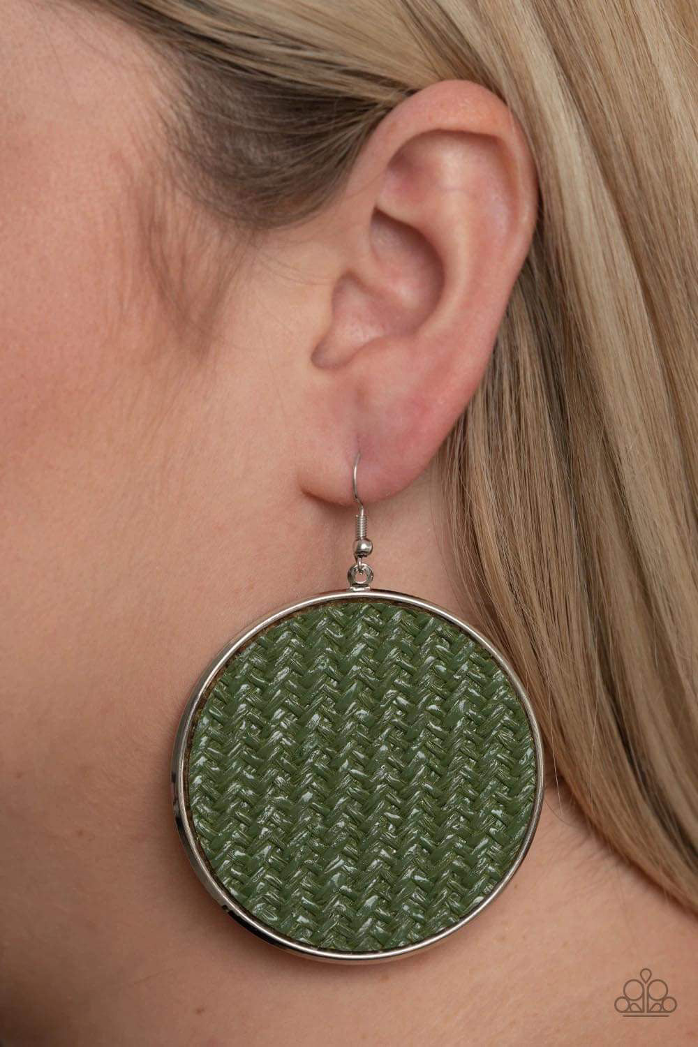 Paparazzi Jewelry Earrings Wonderfully Woven - Green