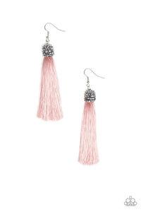 Paparazzi Jewelry Earrings Make Room For Plume - Pink